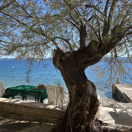 Azure By The Sea Near