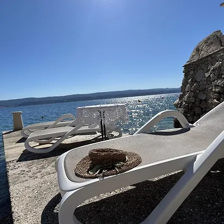 Azure By The Sea Near Guest house *
